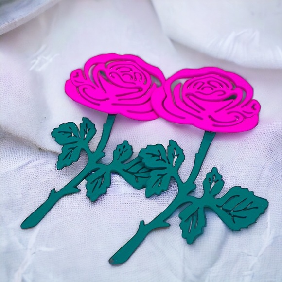 Blossom Into Boldness: Hot Pink Flower Earrings! NWT Jewelry - Picture 2 of 5